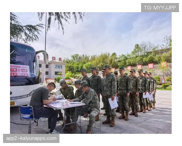 军训献血两天假吗？ 校方回应：无此规定，军人 献血